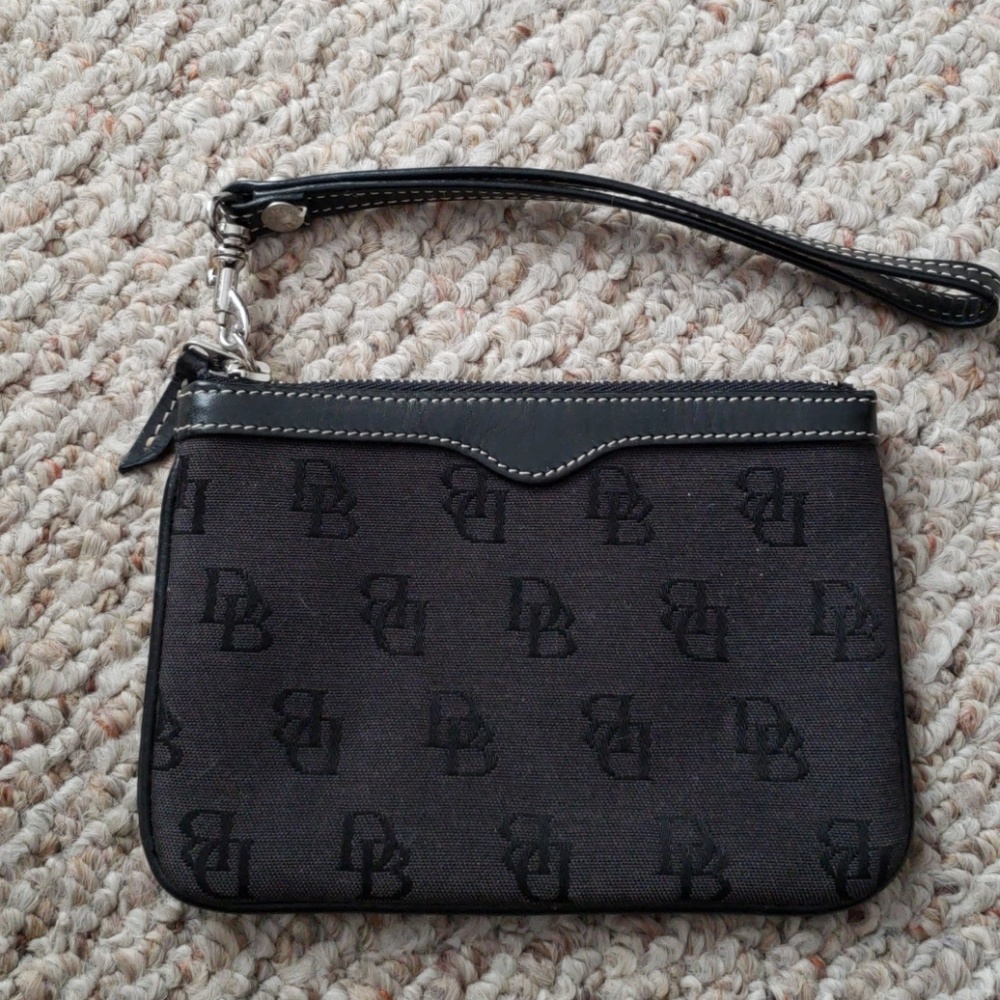 Wristlet